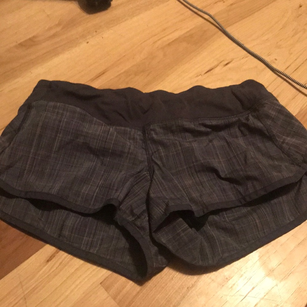 Lululemon speed shorts 2.5 seam